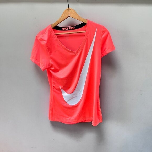 Nike Pro Short-Sleeve Shirt- Size‎ M - Picture 1 of 4